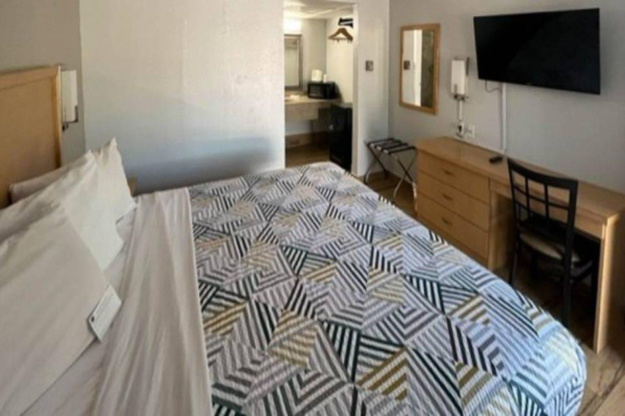 Motel 6 Riviera Beach Fl 外观 照片