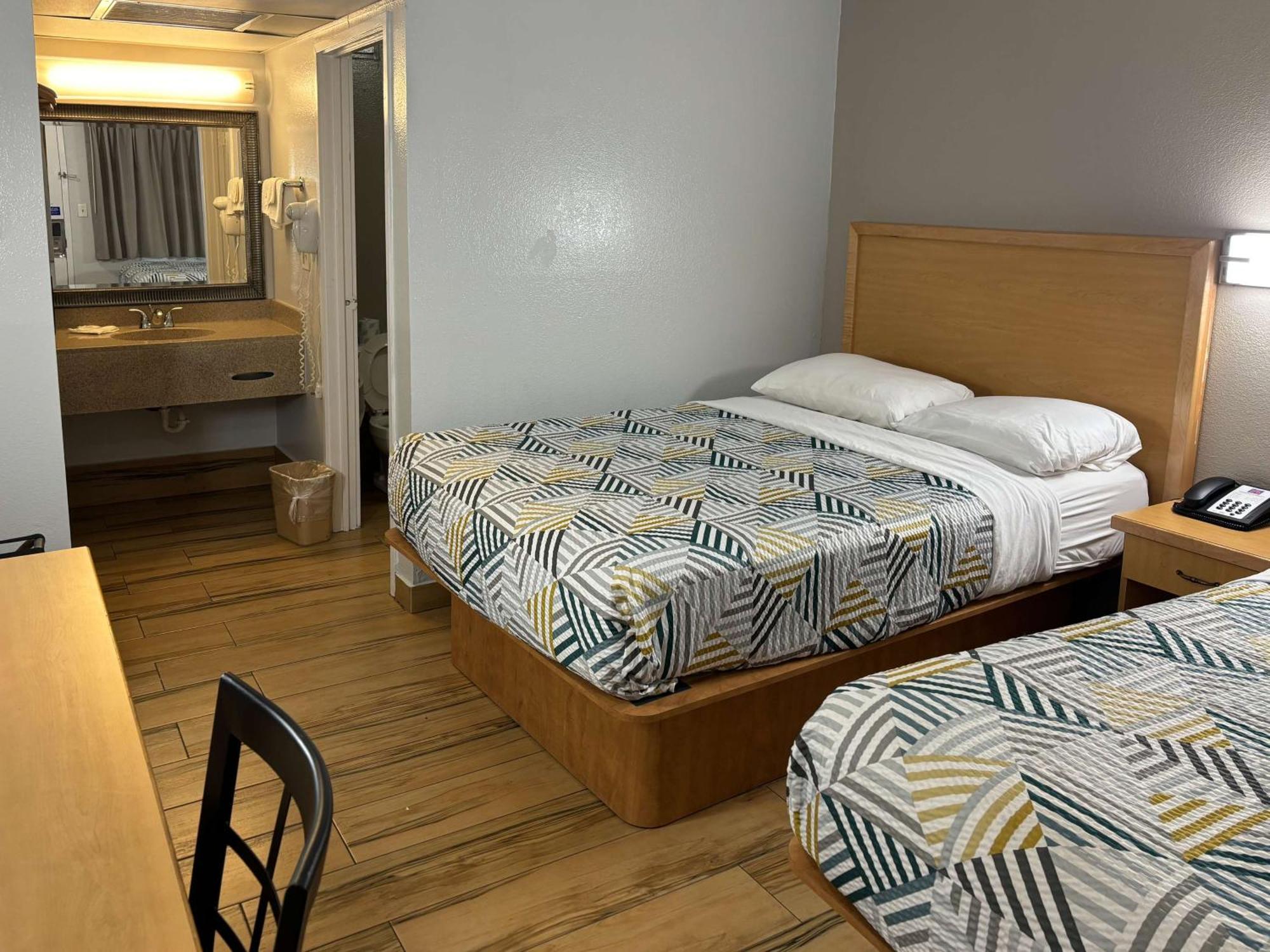Motel 6 Riviera Beach Fl 外观 照片